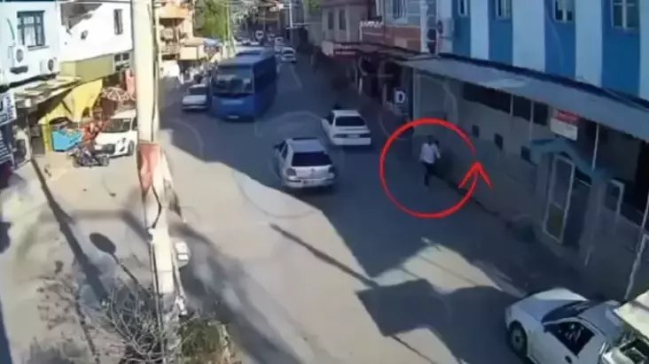 Kapkaç Olayı: Kadının Çantası 204 Saatlik Güvenlik Kayıtlarıyla Çözüldü