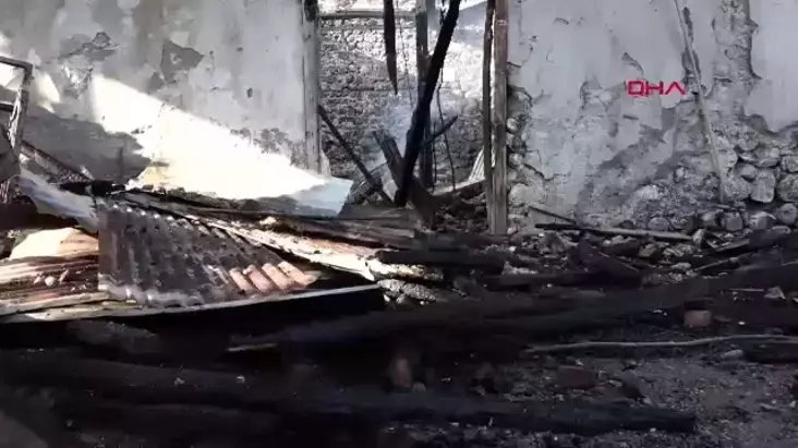 Osmaniye’de Tarihi Konağı Yakan Yangın