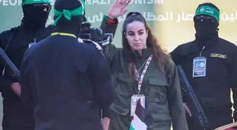 Hamas’tan serbest bıraktığı İsrailli esiri şaşkına çeviren hediye