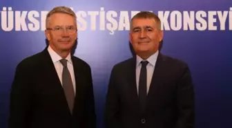 TÜSİAD Başkanı Orhan Turan ve Ömer Aras’a yurt dışına çıkış yasağı